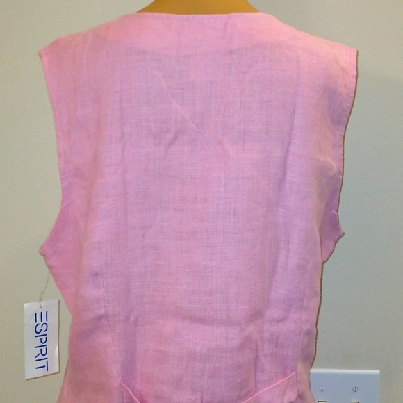 2/$50 Sprit Linen top - Picture 3 of 9